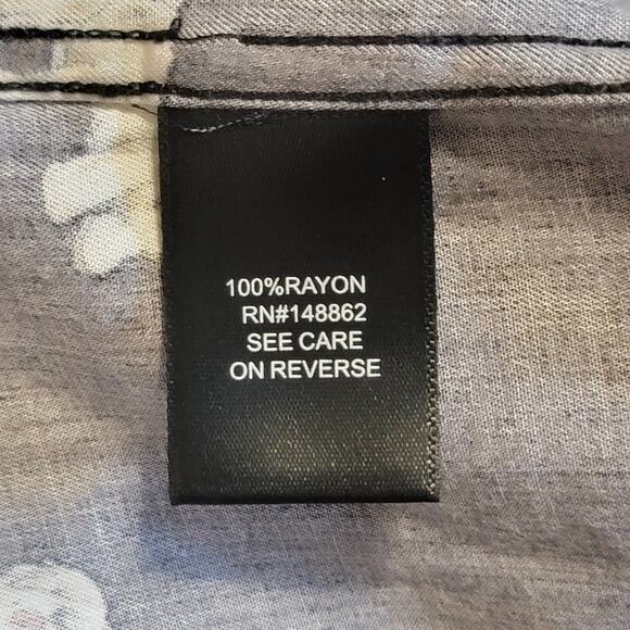 Torrid Lizzie Dog Button Up Black Shirt Long Sleeve Casual Workwear Size 00/10 - Picture 14 of 15